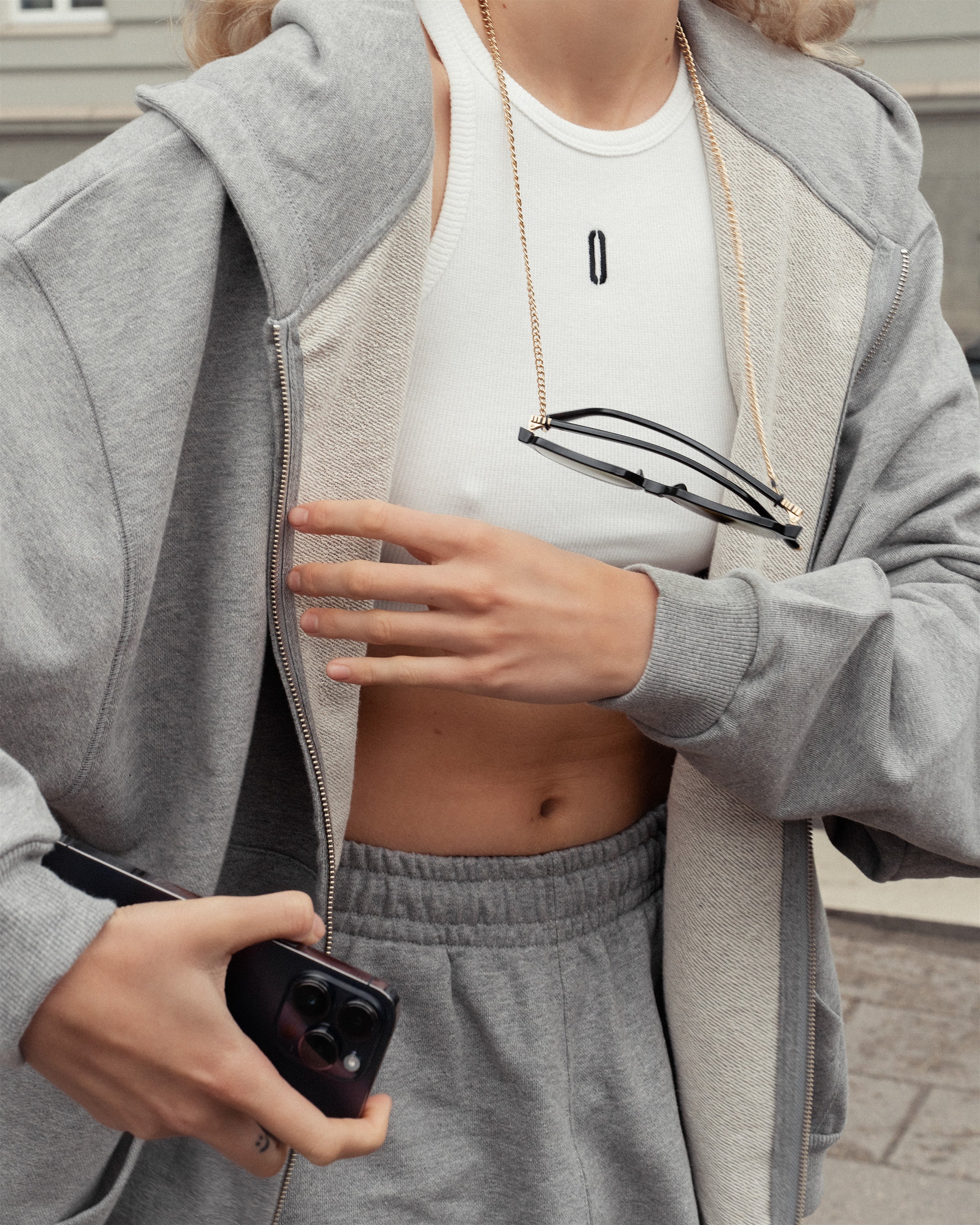 Serif Zip Hoodie Unisex - Grey/White