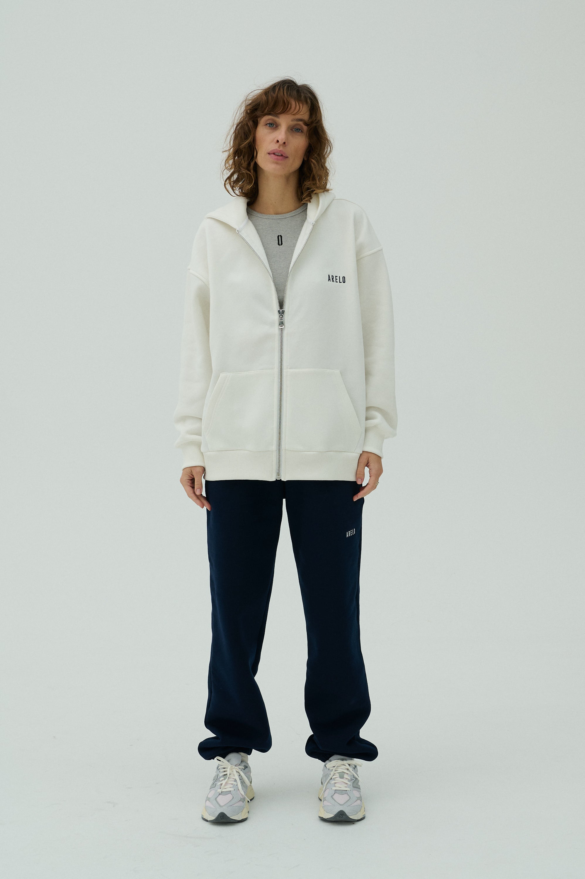 Serif Zip Hoodie - Heather White/Navy