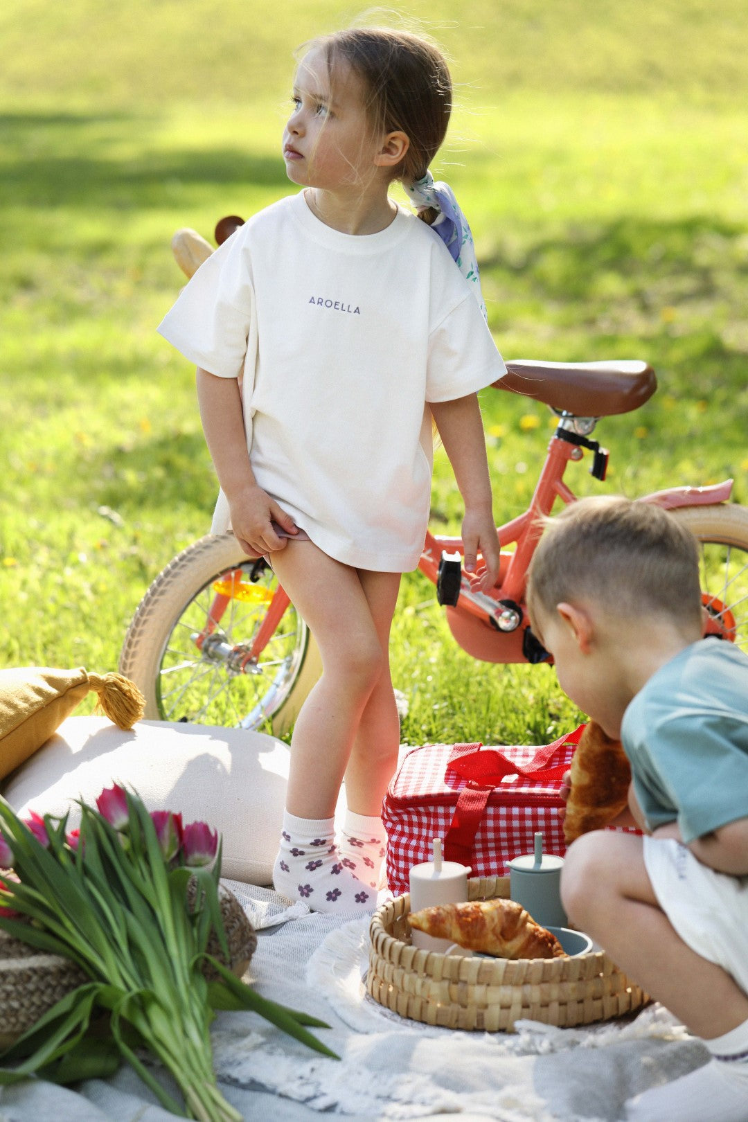 KIDS SOCKS / 2 PAIR / FLOWERED AND STRIPED